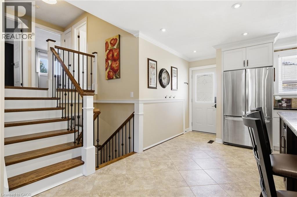 26 Alexander Avenue, Cambridge, ON