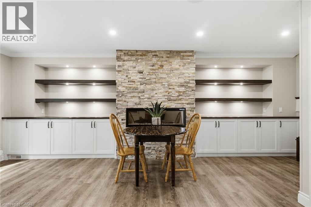 26 Alexander Avenue, Cambridge, ON
