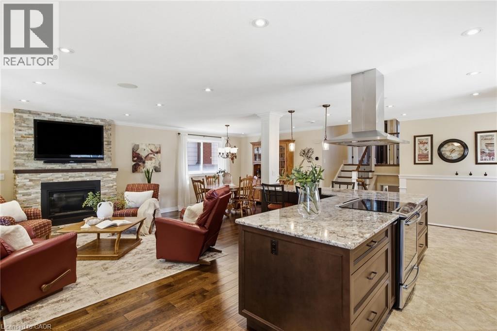 26 Alexander Avenue, Cambridge, ON