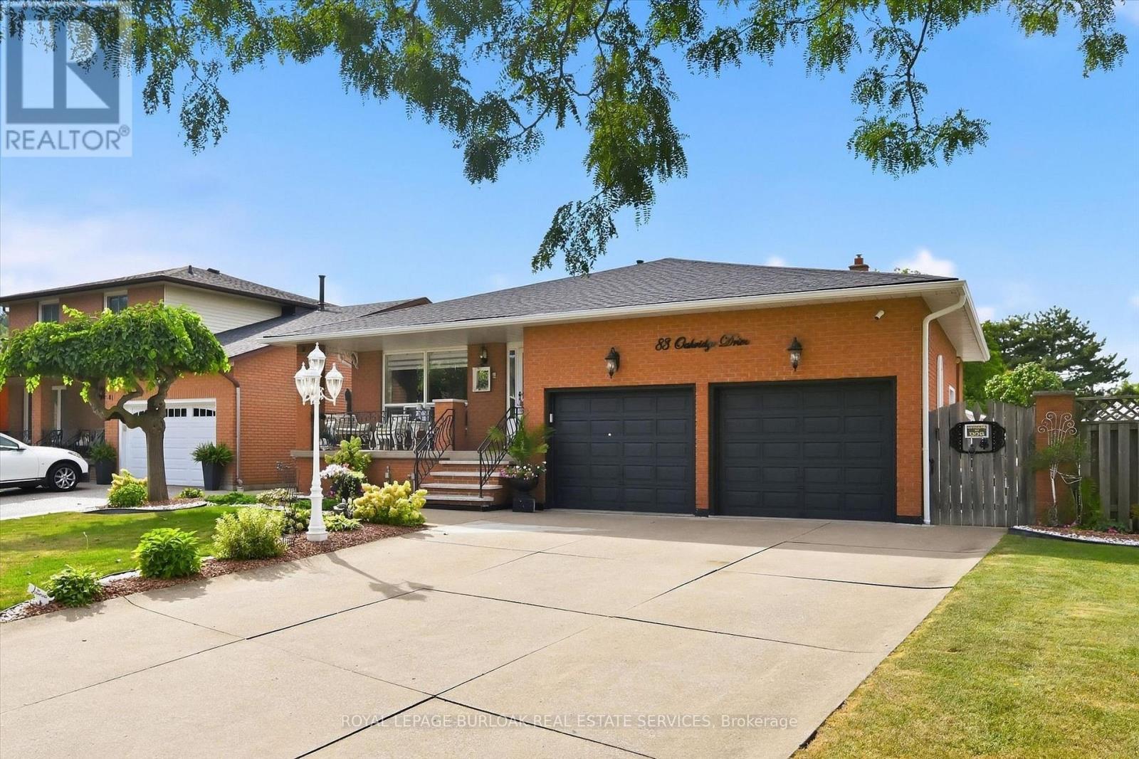 83 Oakridge Drive, Hamilton, ON