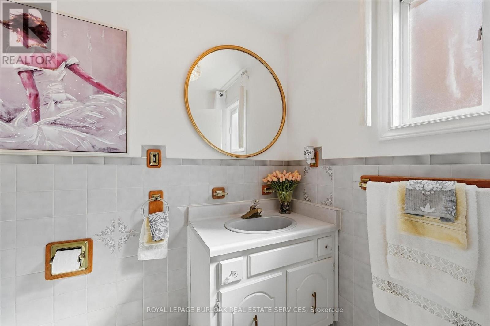 83 Oakridge Drive, Hamilton, ON