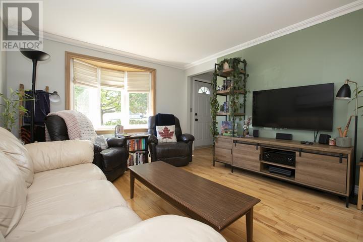 552 Lake St, Sault Ste. Marie, ON