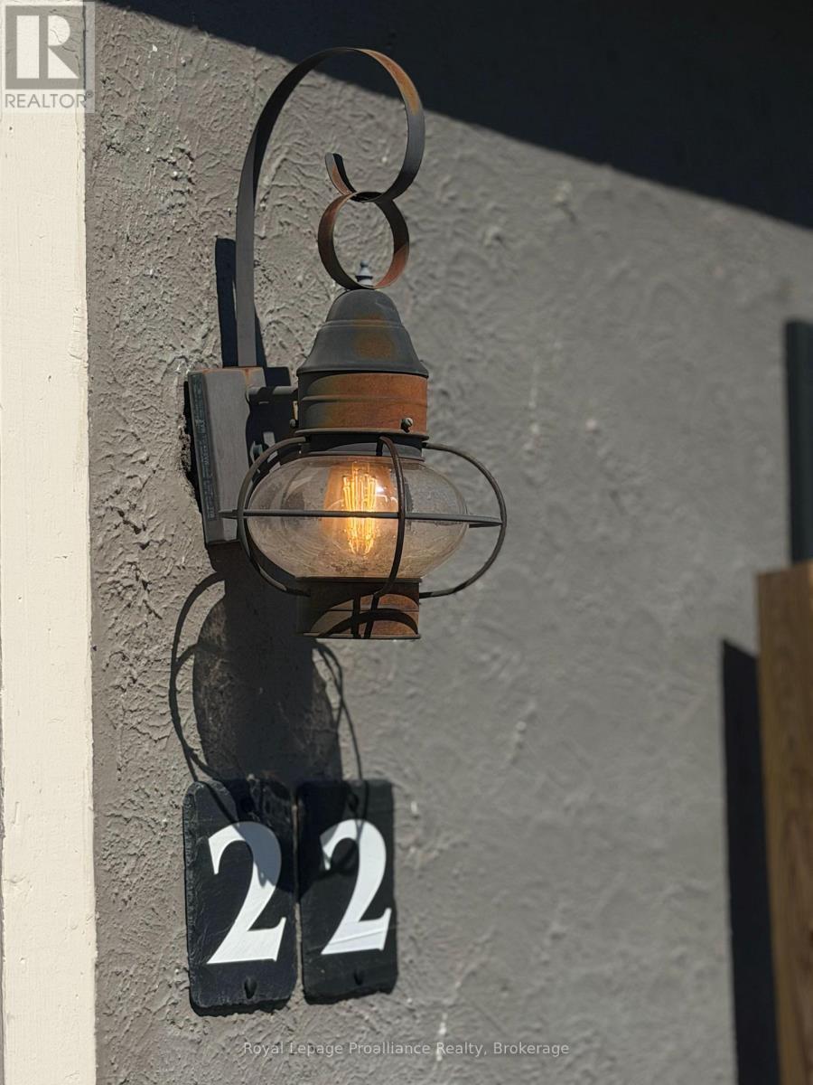 22 Parker Street, Belleville (Belleville Ward), ON