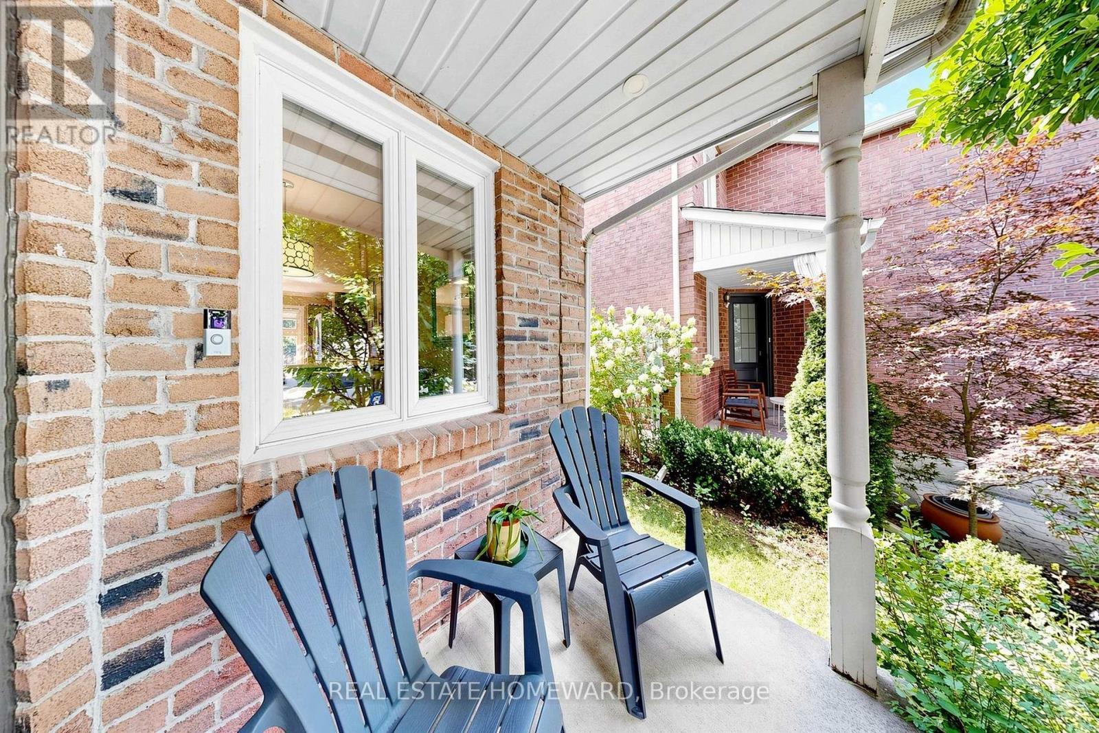 242 Badessa Circle, Vaughan, ON