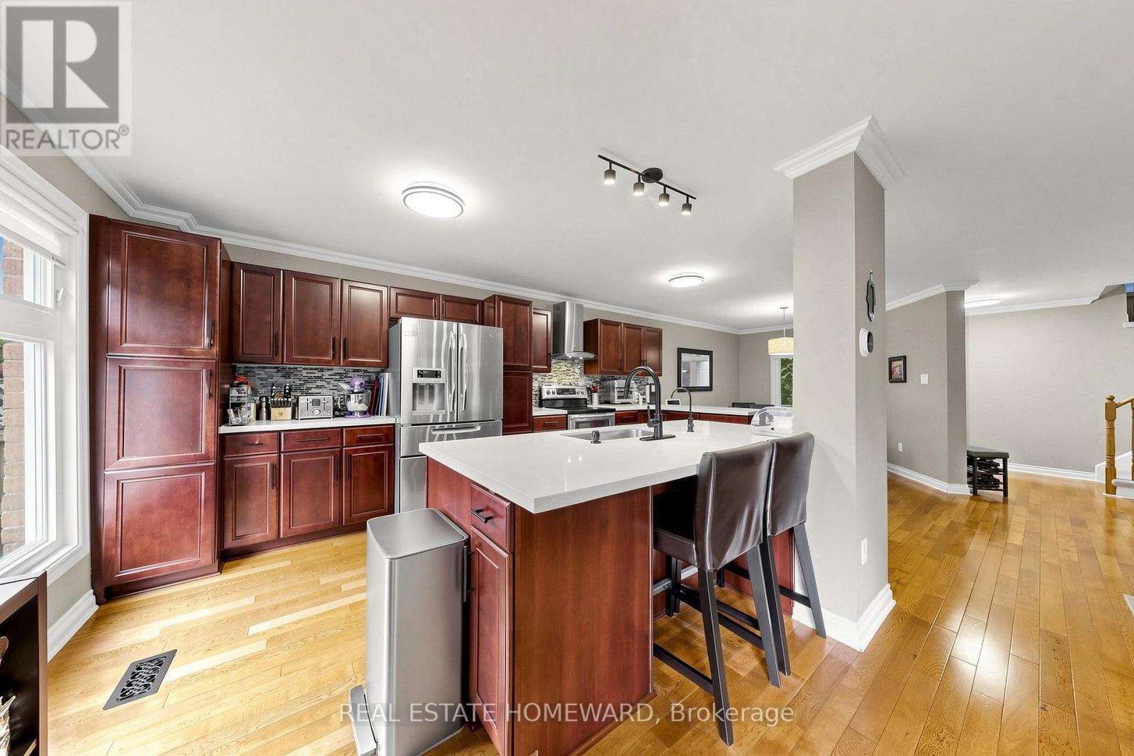 242 Badessa Circle, Vaughan, ON