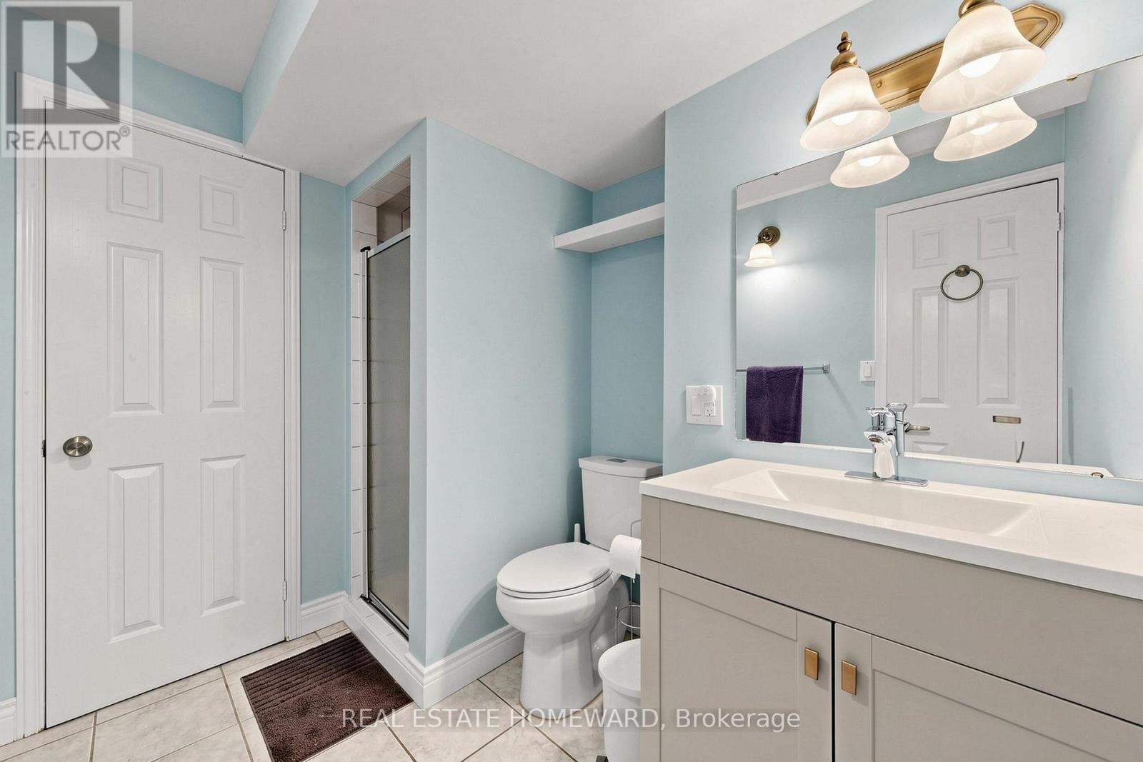 3 Piece Lower Level - 242 Badessa Circle, Vaughan, ON