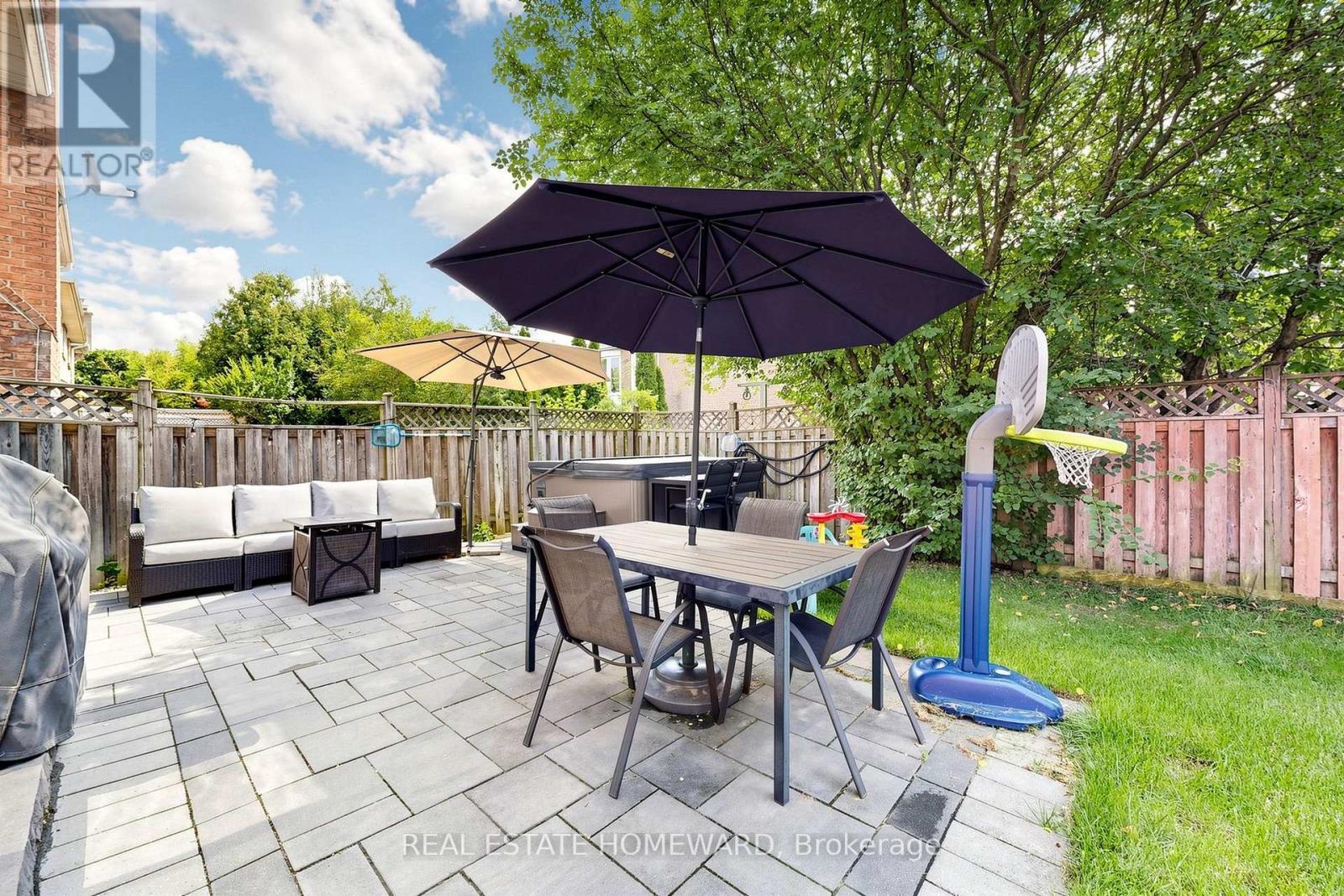 242 Badessa Circle, Vaughan, ON