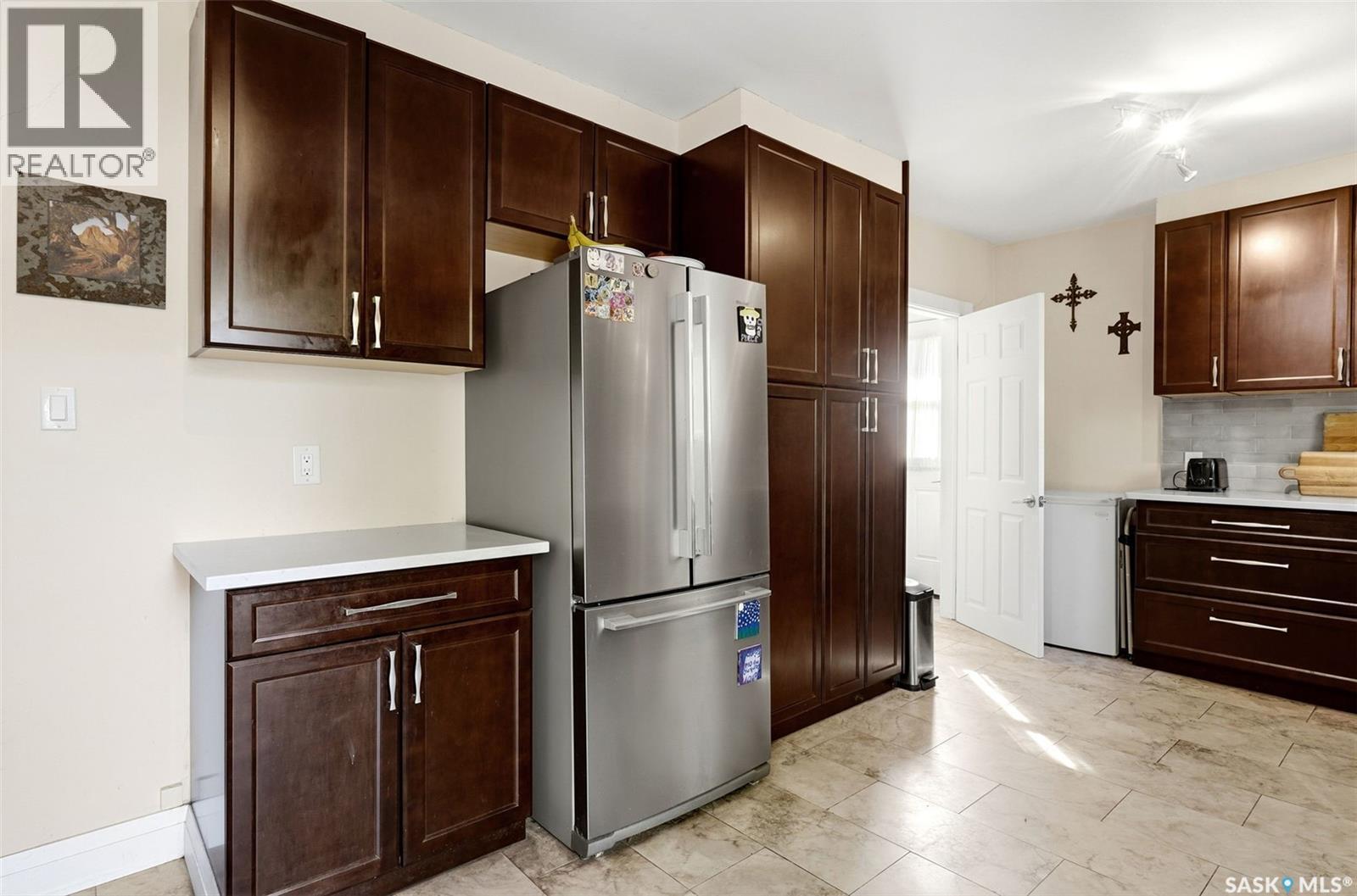 1010 Elphinstone Street, Regina, SK
