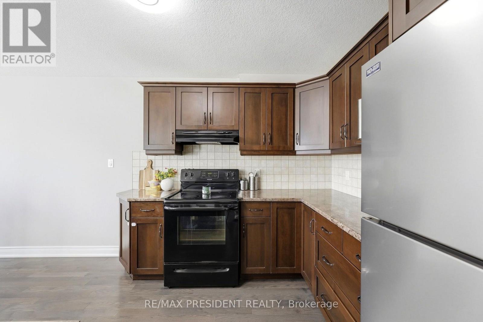 15 Harvest Court, St. Thomas, ON