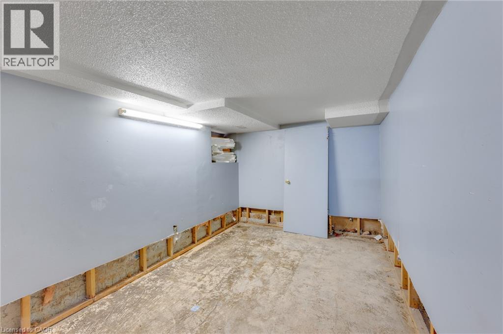 Additional content - 211 Wentworth Street N, Hamilton, ON