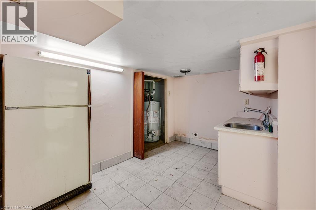 Additional content - 211 Wentworth Street N, Hamilton, ON
