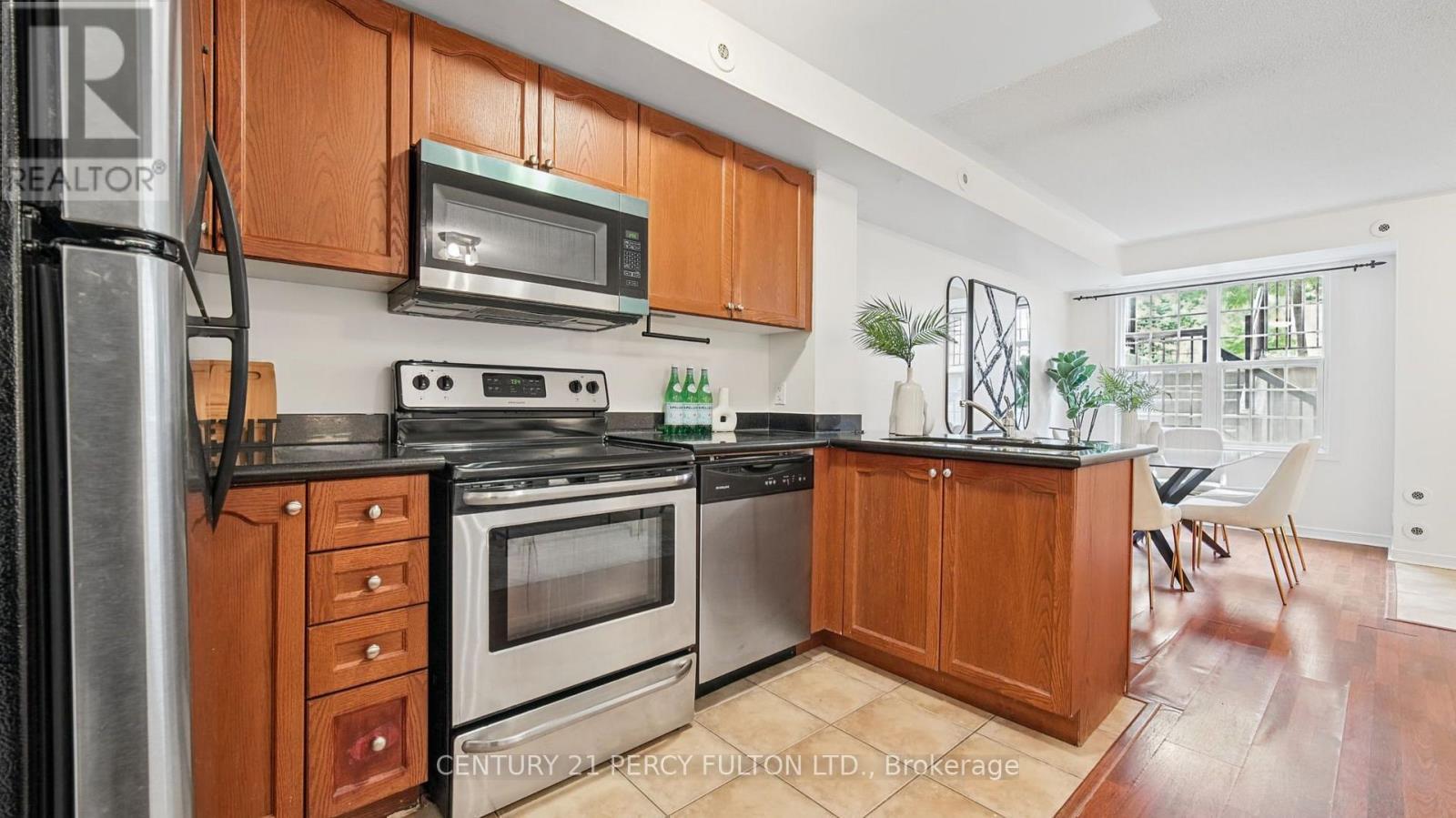 101 - 45 Strangford Lane, Toronto, ON