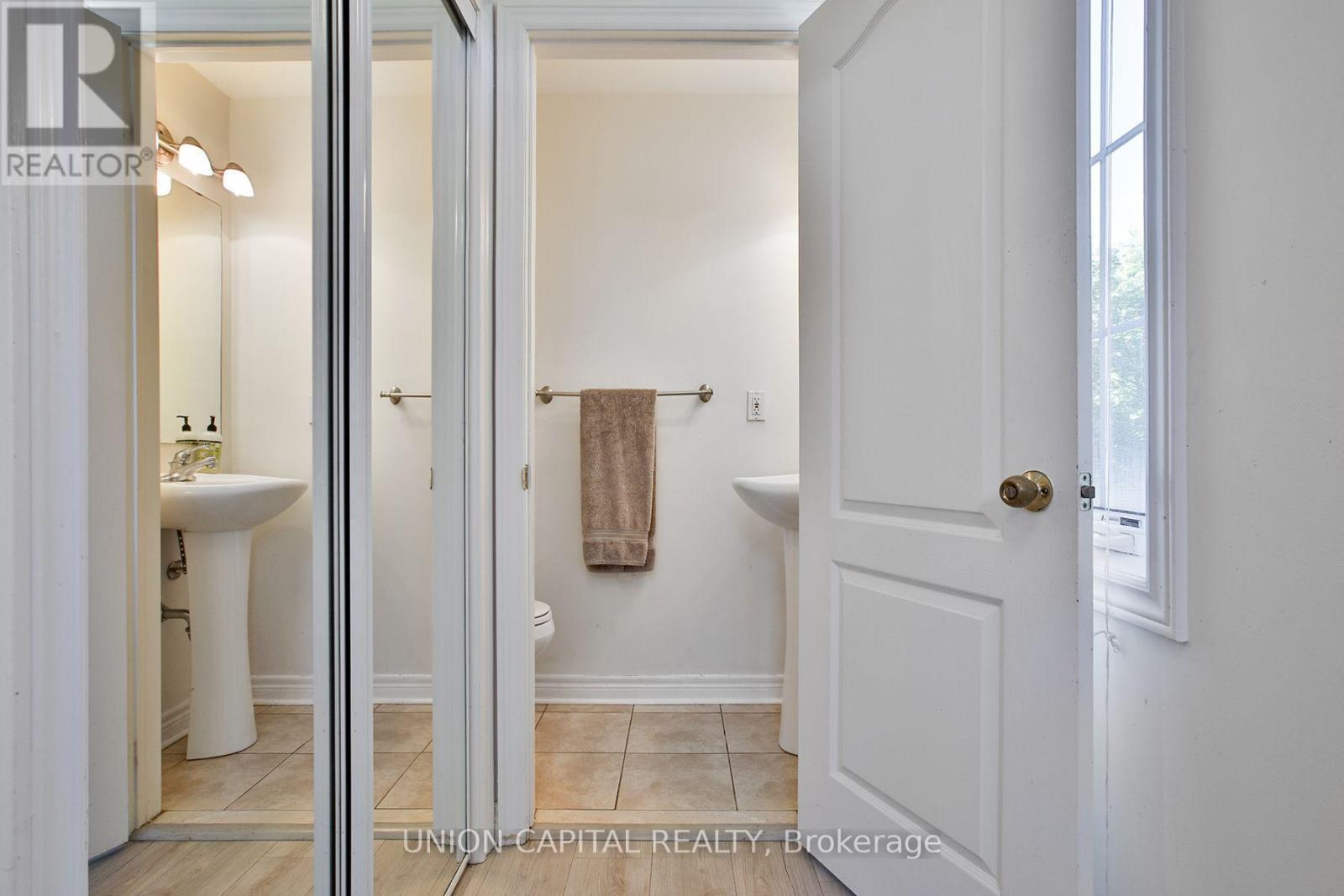 60 Wilkie Lane, Ajax, ON