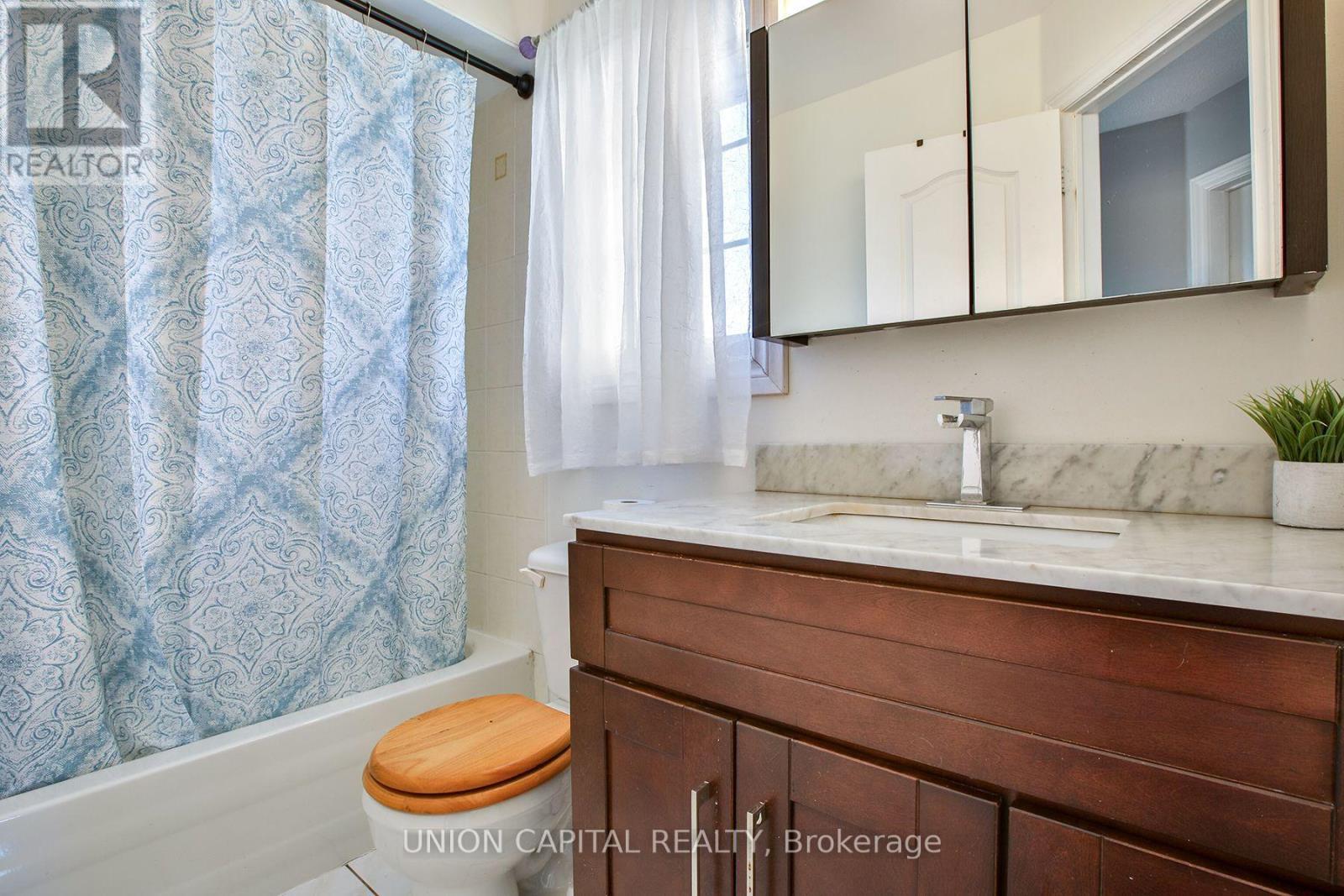 60 Wilkie Lane, Ajax, ON