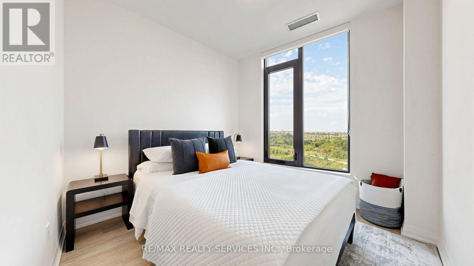 610 - 1415 Dundas Street E, Oakville, ON