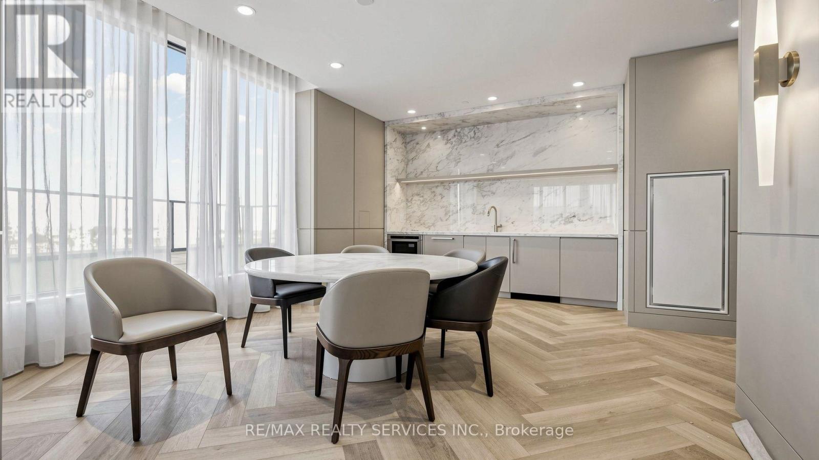 610 - 1415 Dundas Street E, Oakville, ON