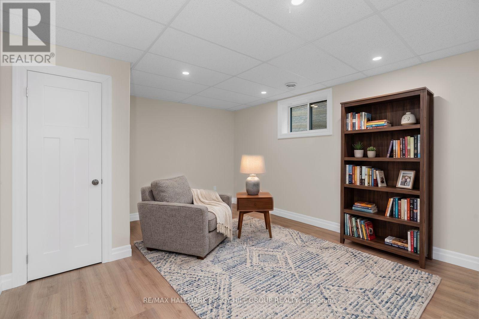 2026 River Road W, Wasaga Beach, ON