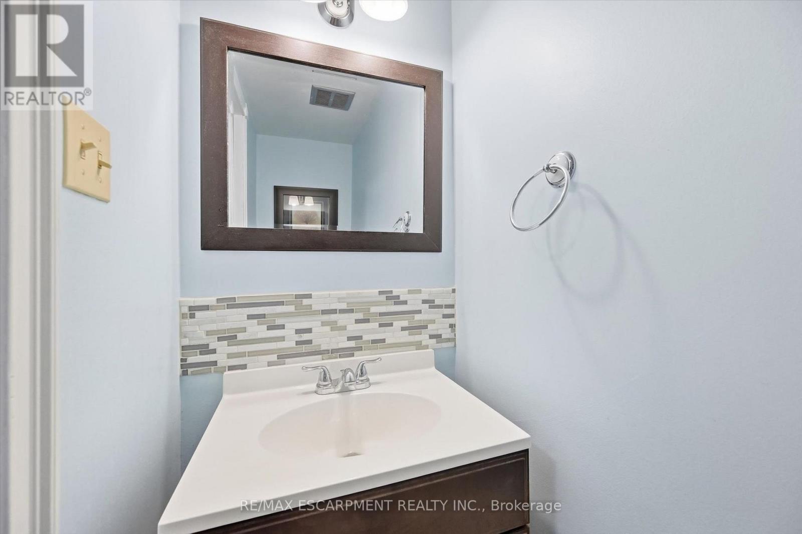 14 - 1548 Newlands Crescent, Burlington, ON