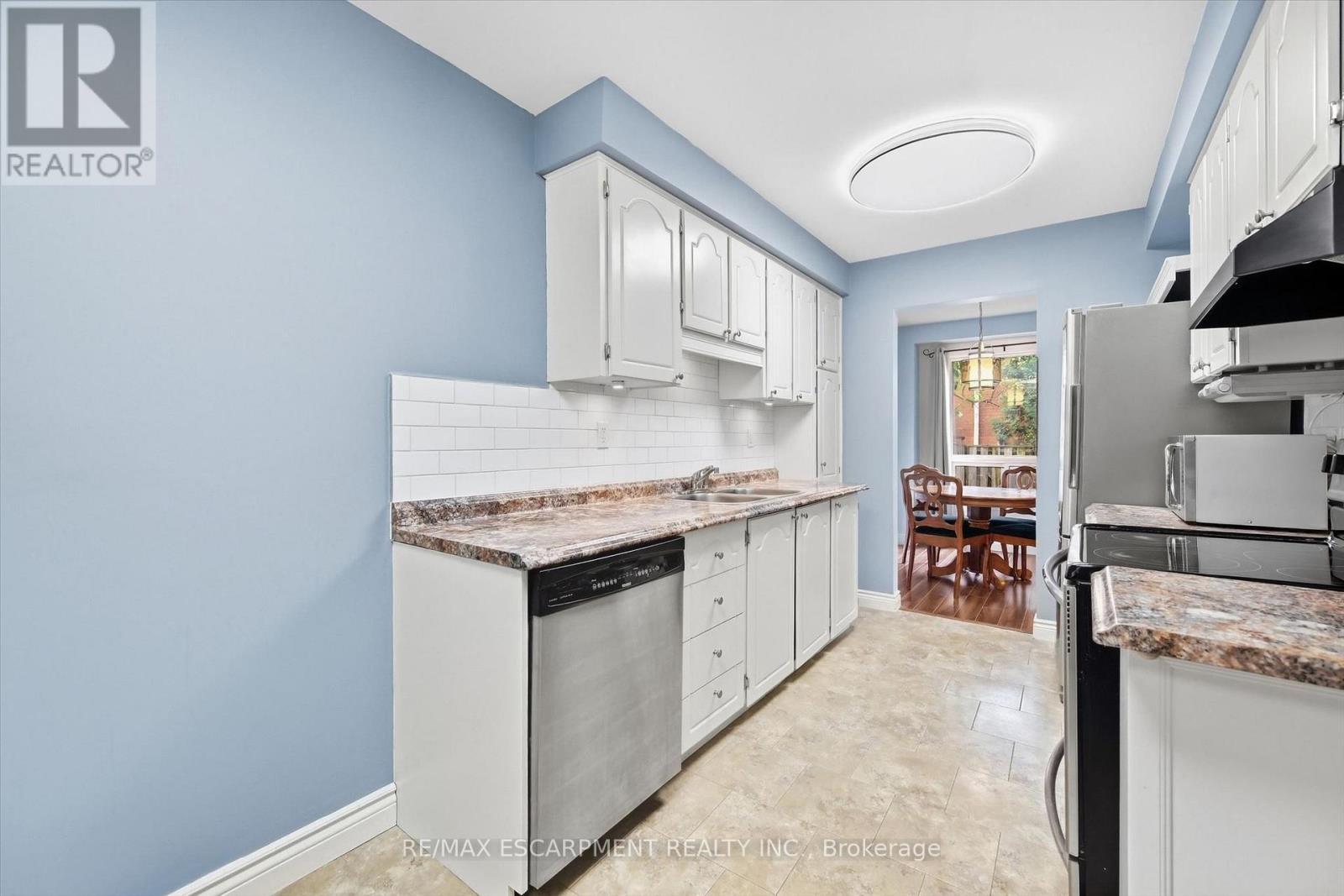 14 - 1548 Newlands Crescent, Burlington, ON