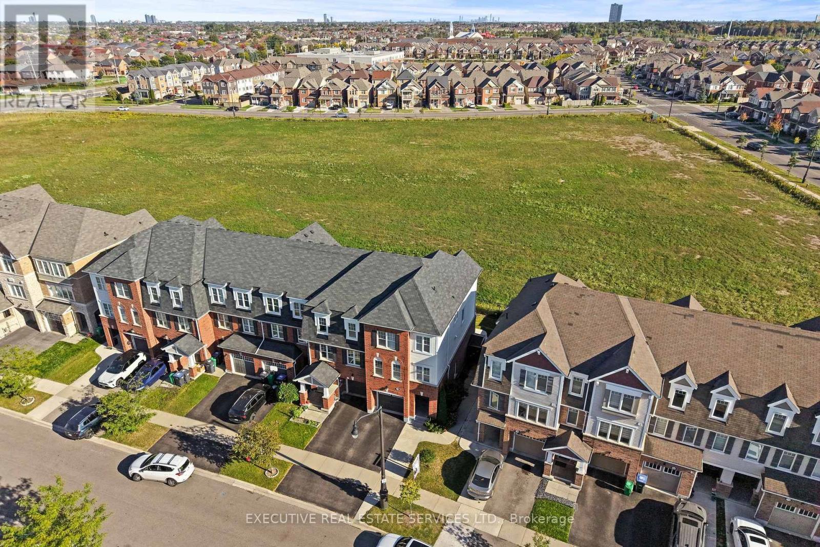 98 Bannister Crescent, Brampton, ON
