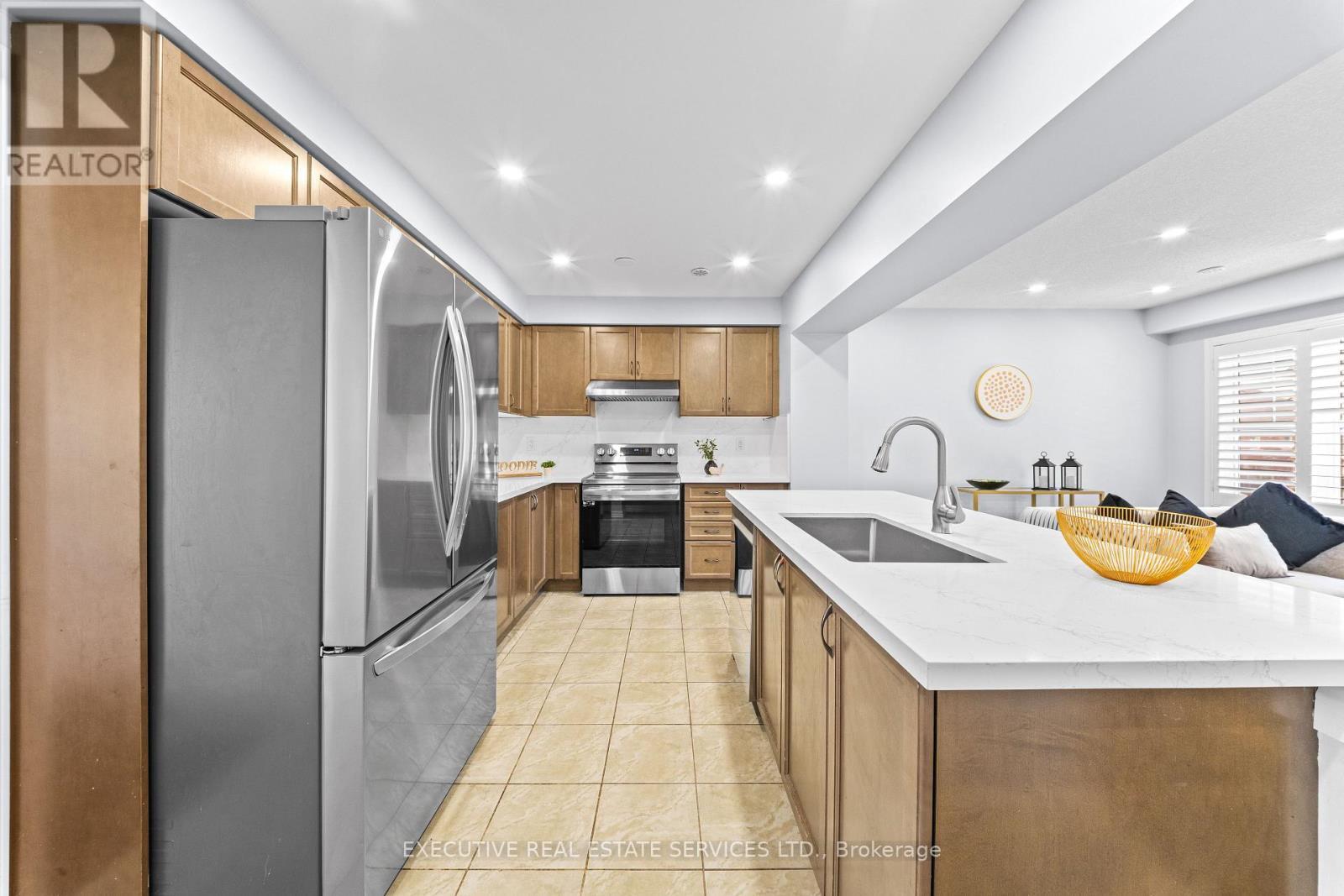 98 Bannister Crescent, Brampton, ON