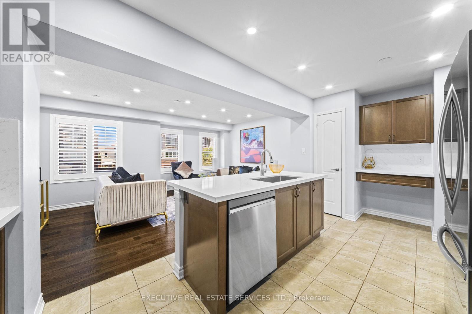 98 Bannister Crescent, Brampton, ON