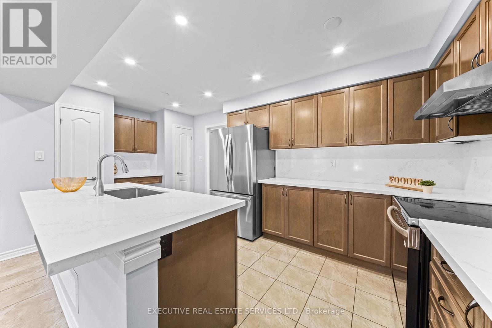 98 Bannister Crescent, Brampton, ON