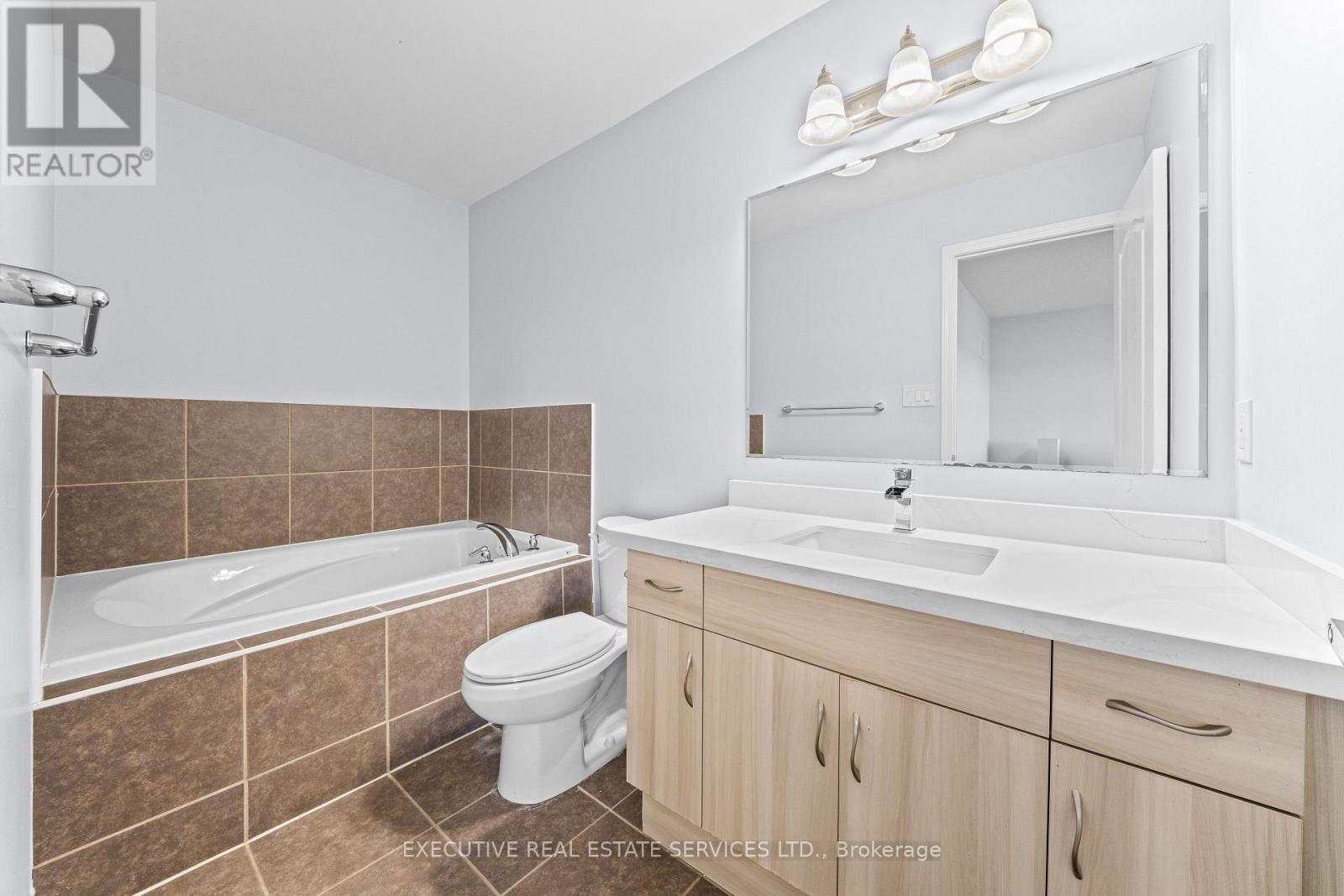 98 Bannister Crescent, Brampton, ON