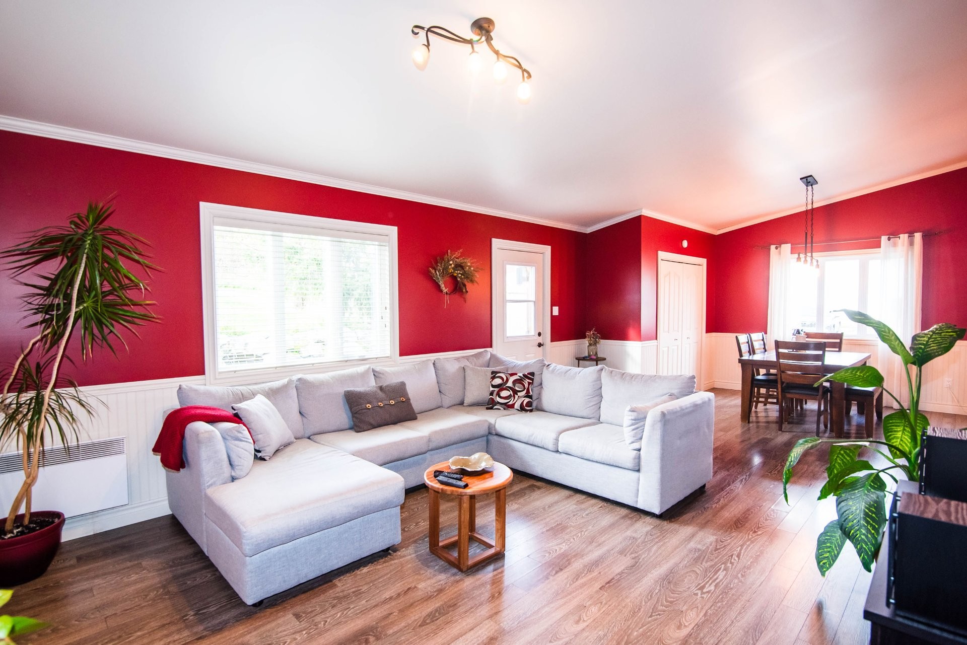 Living Room - 14 Route 132 E., Saint-Denis-De La Bouteillerie, QC