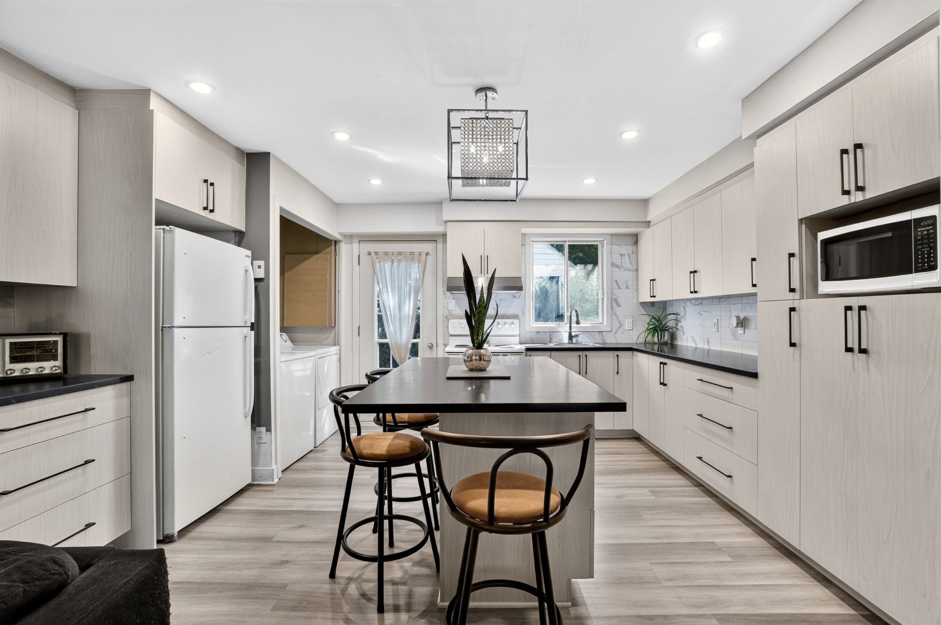 Kitchen - 314 Av. Des Terrasses, Laval (Auteuil), QC