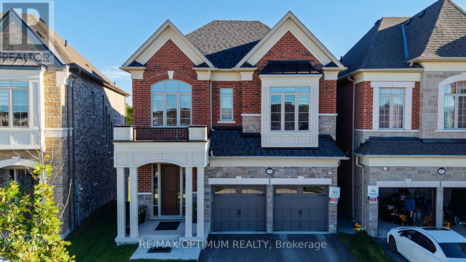 88 Pheasant Ridge Drive, Whitby, ON