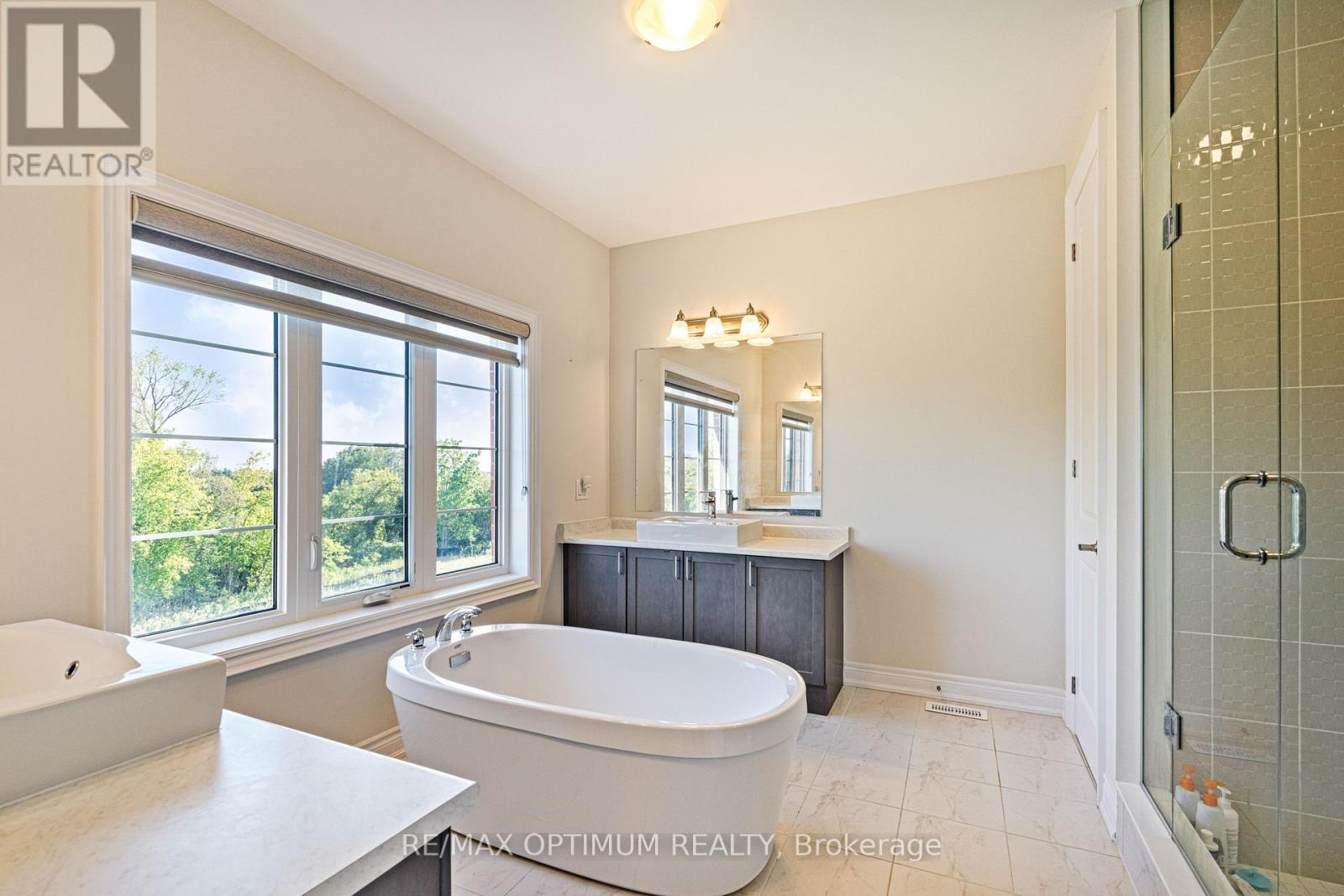 88 Pheasant Ridge Drive, Whitby, ON