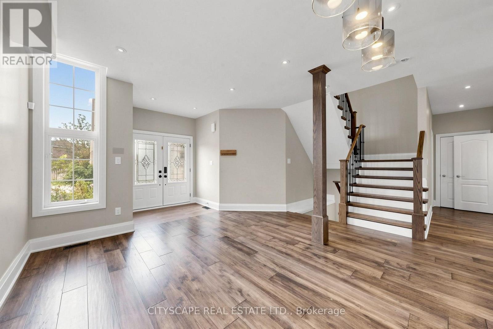 7299 Waldorf Way, Mississauga, ON