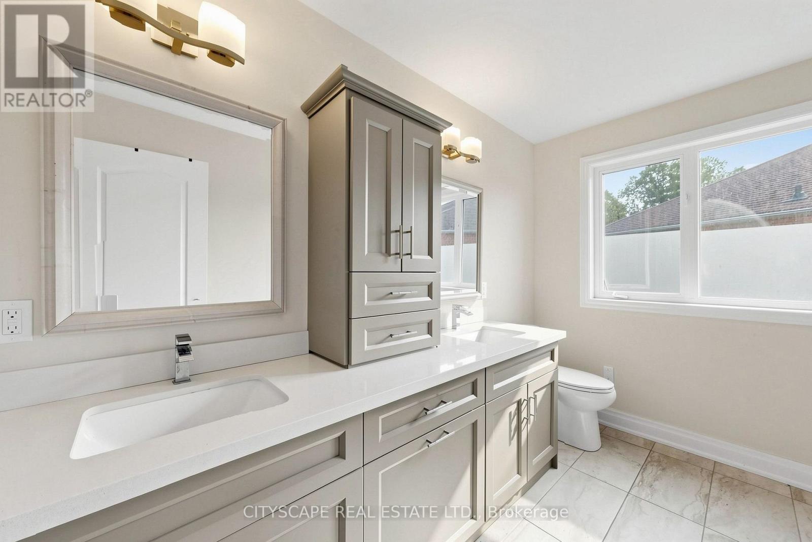 7299 Waldorf Way, Mississauga, ON