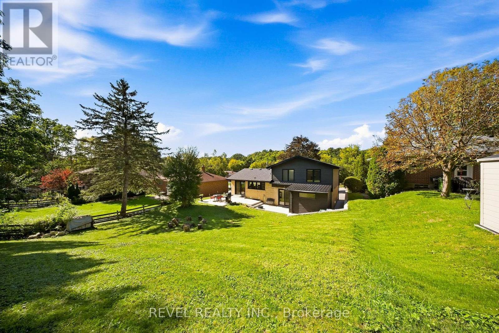 222 Albert Street, Caledon, ON