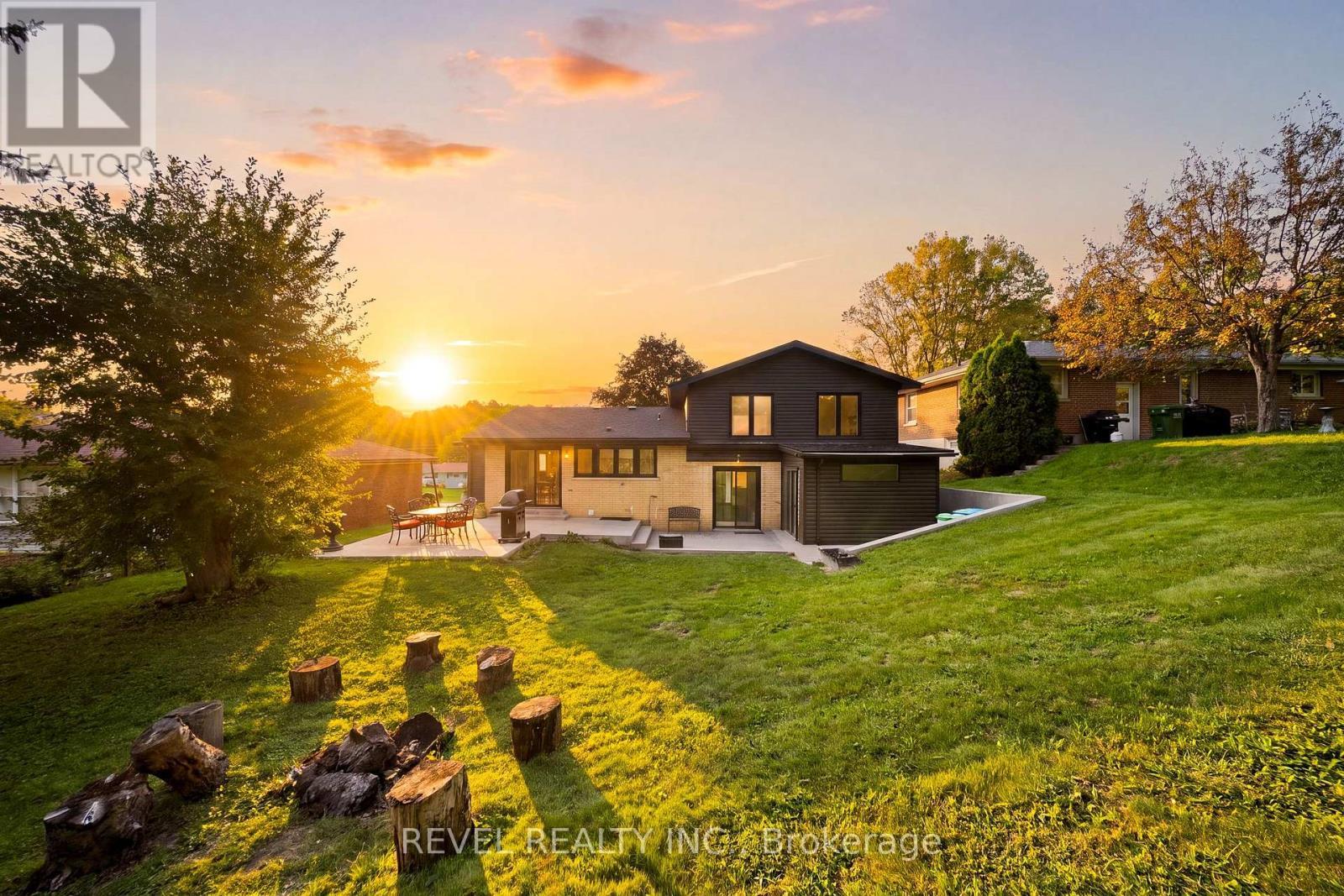 222 Albert Street, Caledon, ON