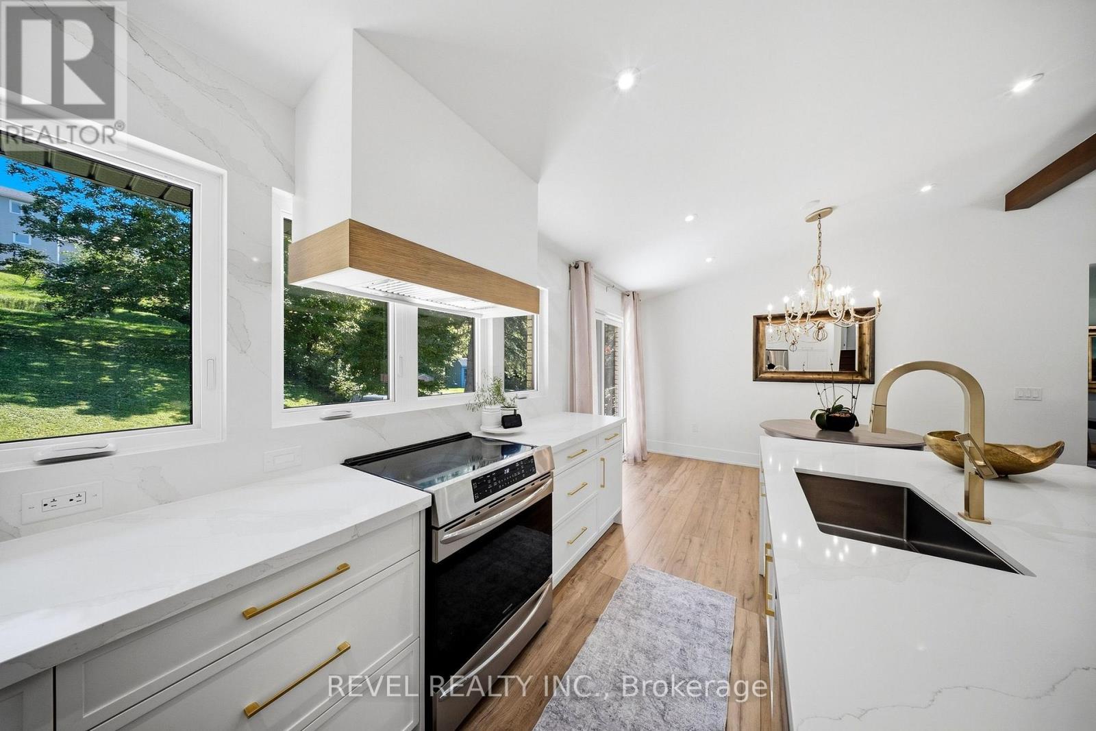 222 Albert Street, Caledon, ON