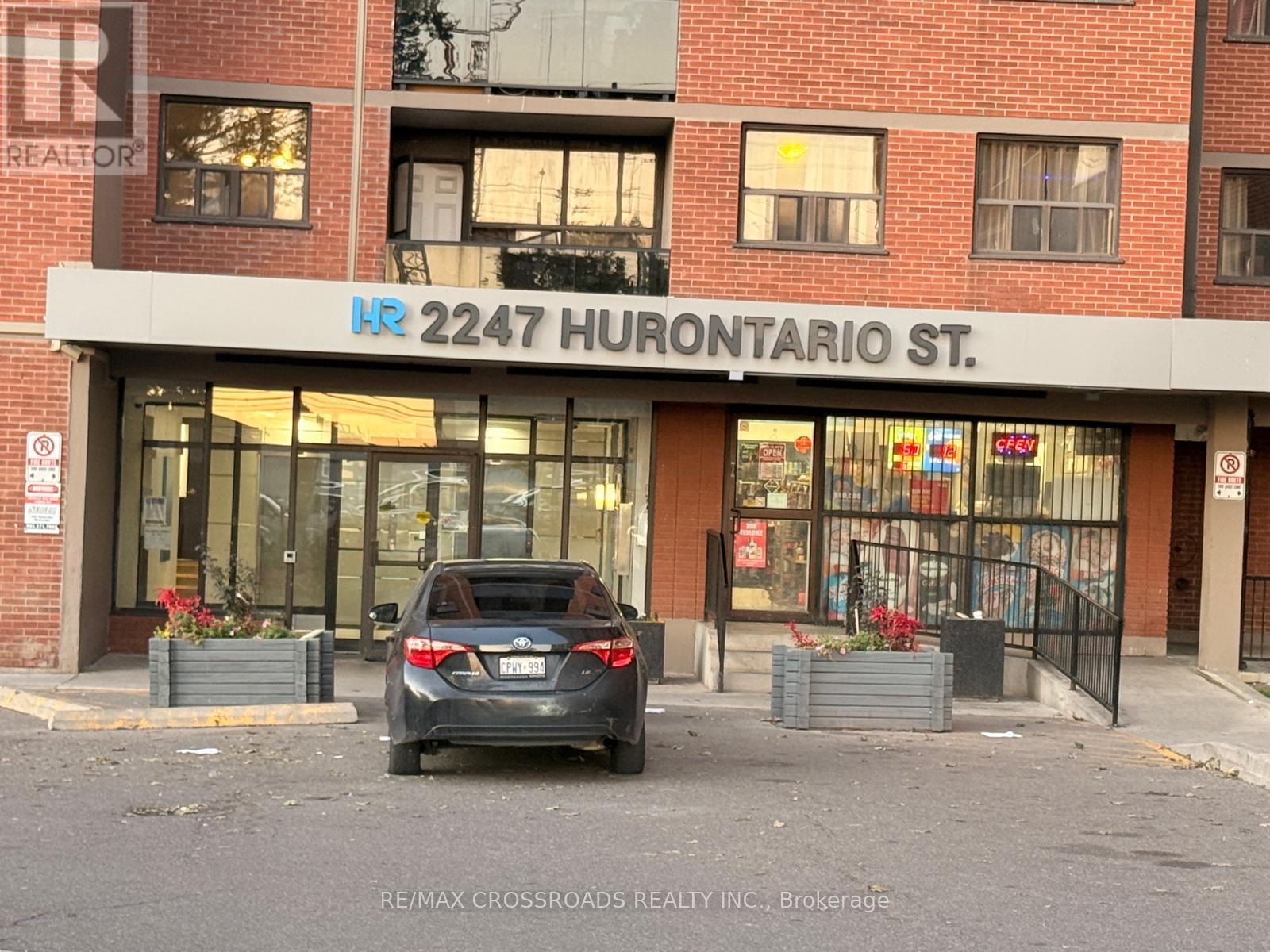 2247 Hurontario Street, Mississauga, ON