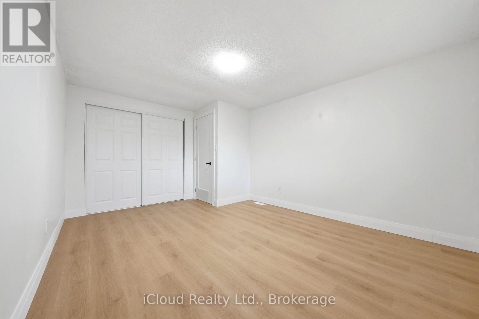 Primary bedroom main floor - 3 Manley Crescent, Thorold, ON
