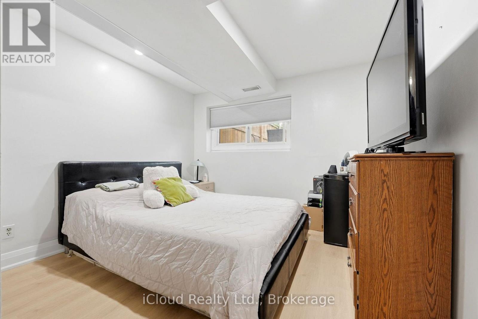 Lower level bedroom 1 - 3 Manley Crescent, Thorold, ON
