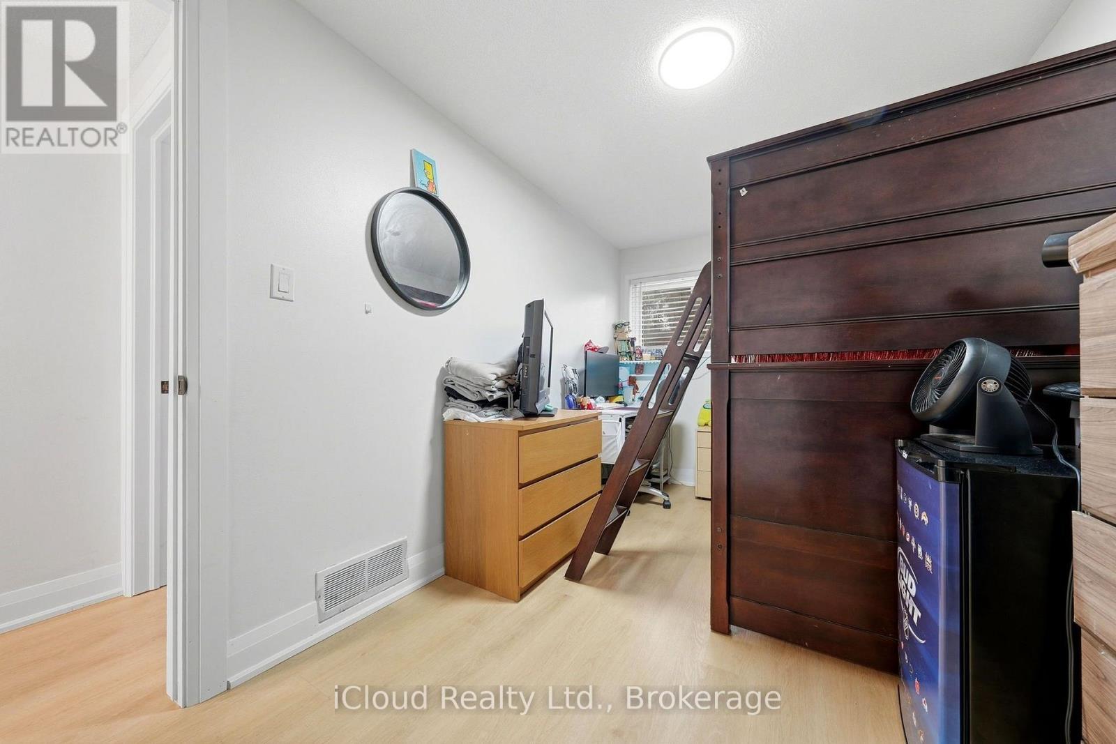 Lower level bedroom 2 - 3 Manley Crescent, Thorold, ON
