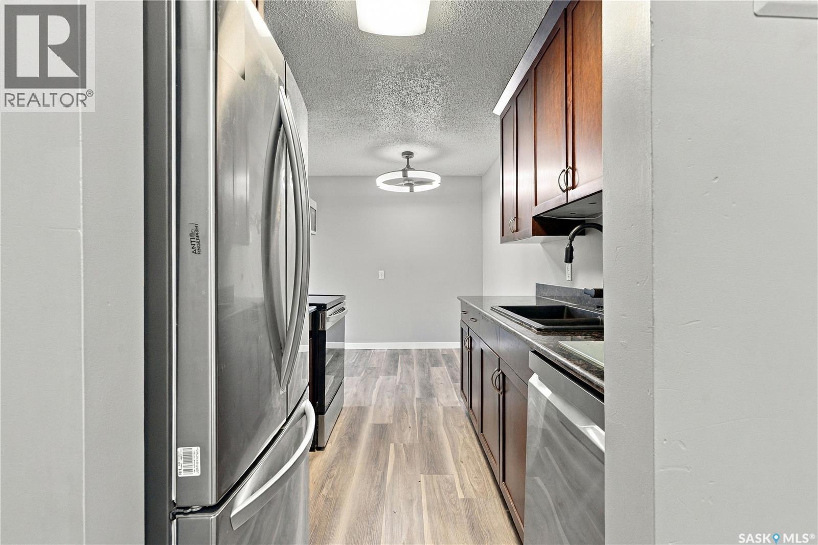 210 2233 St Henry Avenue, Saskatoon, SK