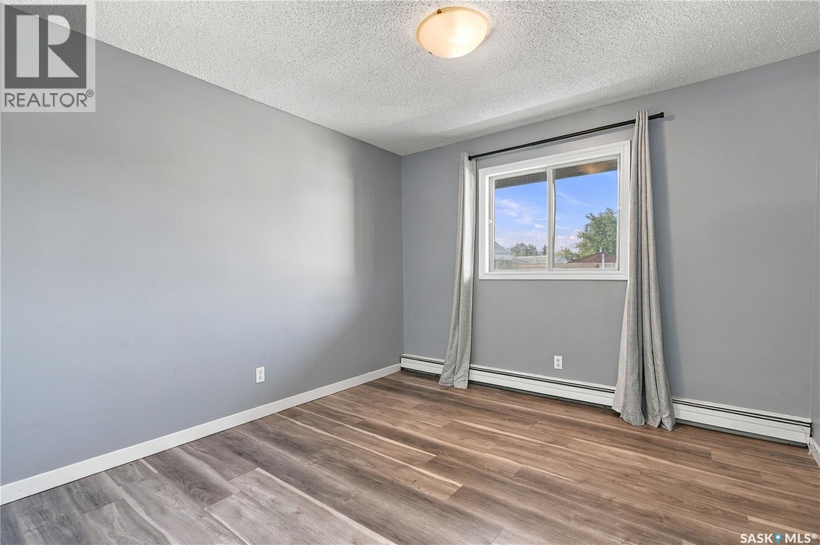 210 2233 St Henry Avenue, Saskatoon, SK