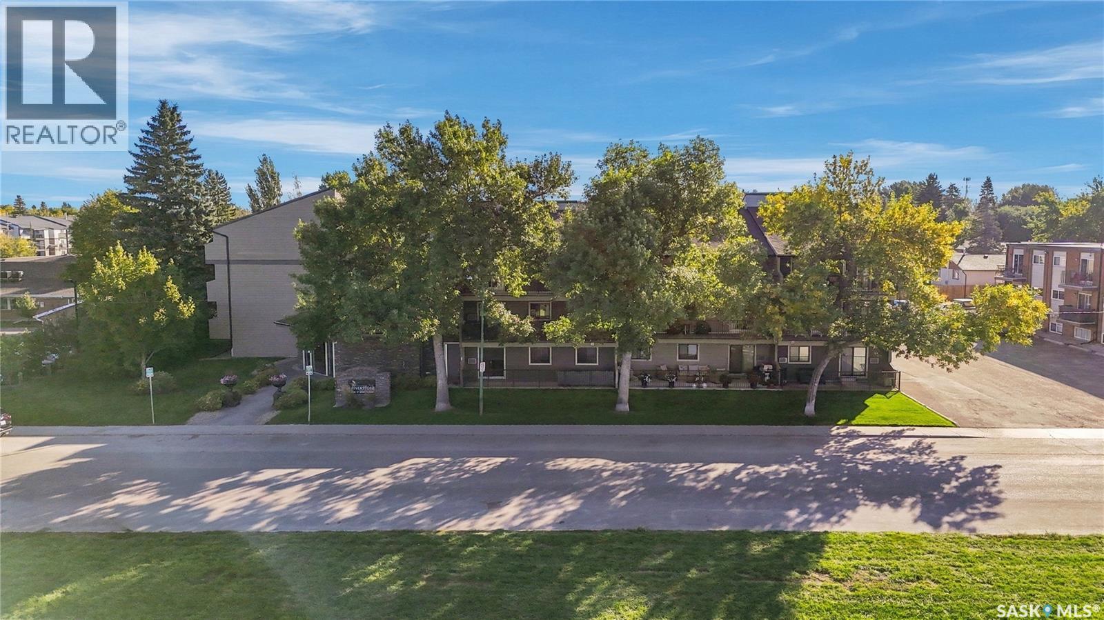 210 2233 St Henry Avenue, Saskatoon, SK
