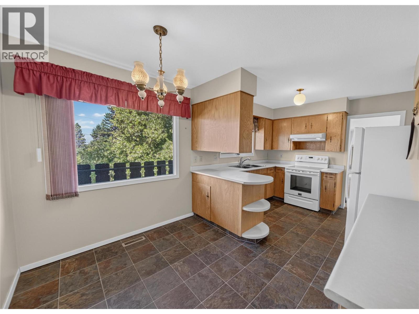804 28Th Avenue S, Cranbrook, BC