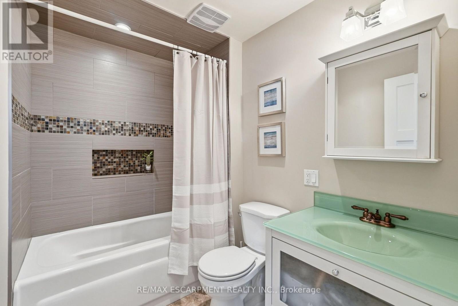 54 Cumberland Drive, Mississauga, ON