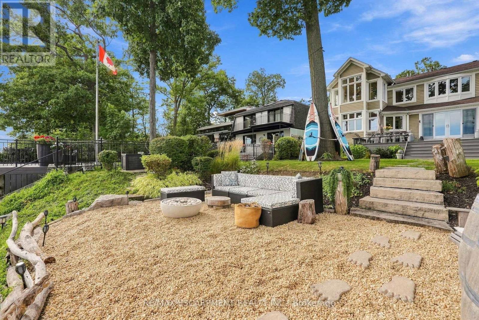 54 Cumberland Drive, Mississauga, ON