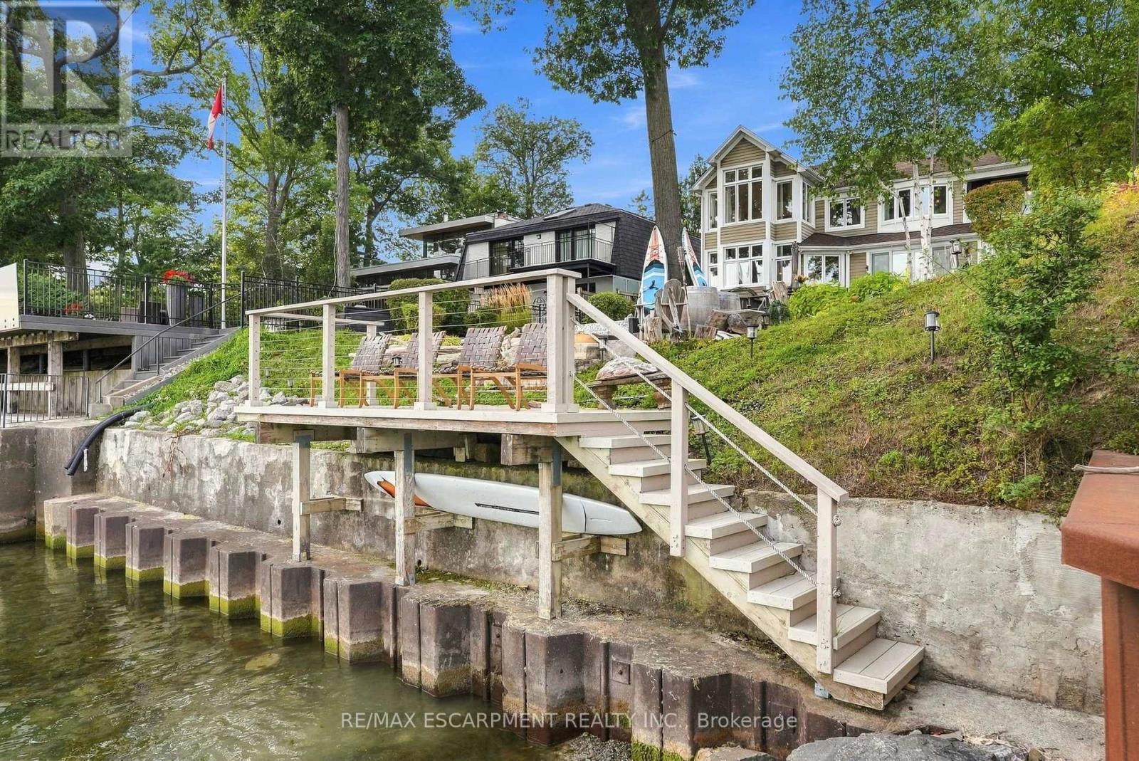 54 Cumberland Drive, Mississauga, ON