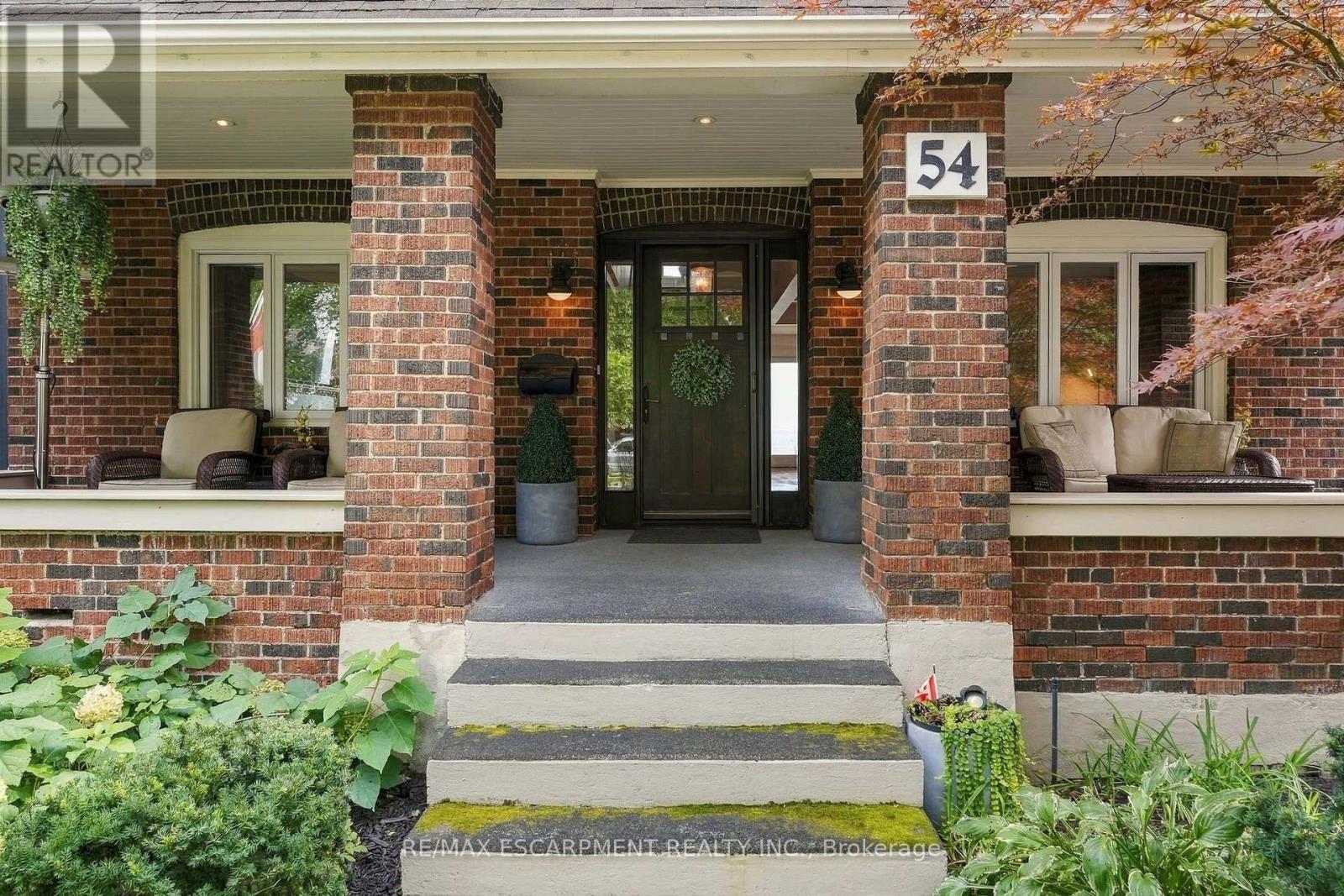 54 Cumberland Drive, Mississauga, ON