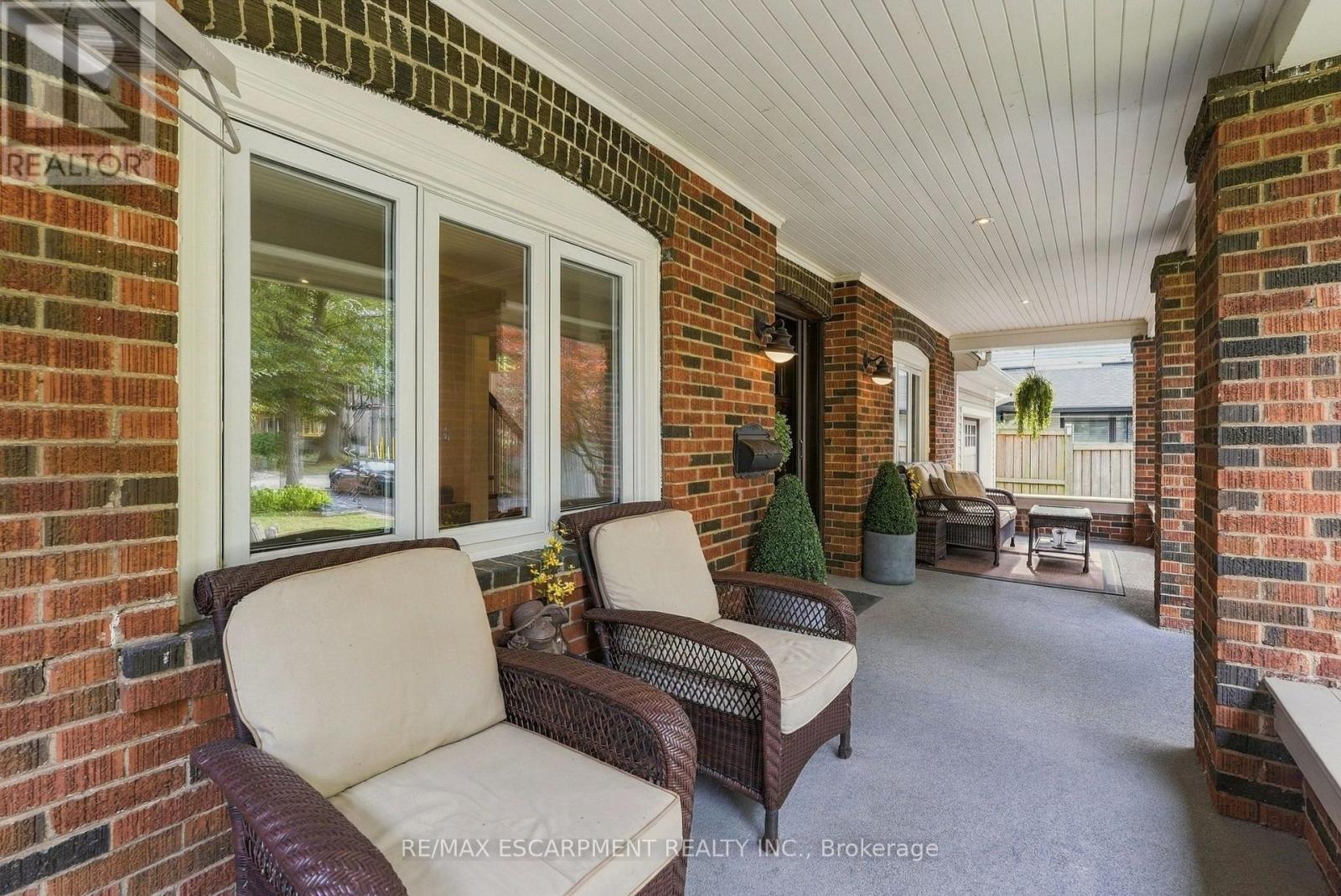 54 Cumberland Drive, Mississauga, ON